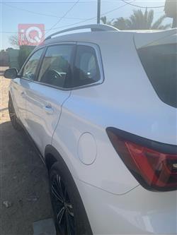 ئێم جی RX5